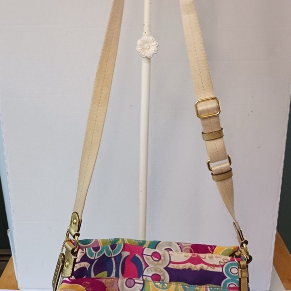 Coach Poppy Glam Bag. - Picture 4 of 12